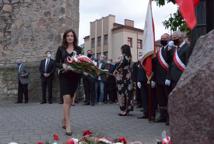 Obelisk i tablica ku pamięci ludzi NSZZ Solidarność