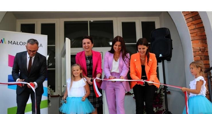 Gmina Bochnia: Otwarto zmodernizowany budynek świetlicy w Cikowicach