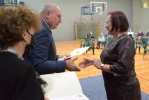 Burmistrza Miasta wręczył nagrody i stypendia
