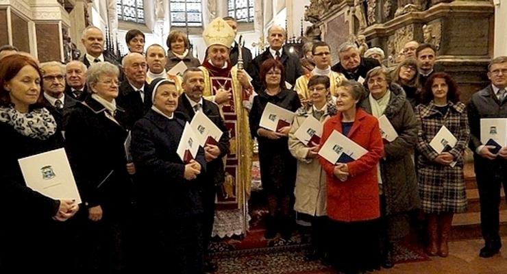 Diecezja tarnowska żegna biskupa Jana Piotrowskiego