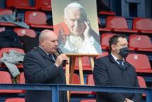 Bieg Papieski na stadionie miejskim