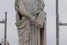 Pomnik króla Kazimierza Wielkiego powrócił na Rynek