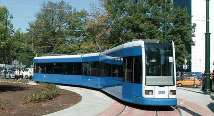 Św. Mikołaj będzie rozdawał prezenty w tramwaju