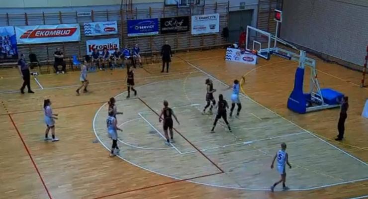 1 Liga Koszykówki Kobiet: przegrana z Lesznem