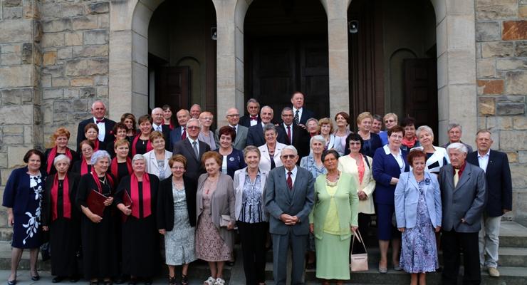 Spojrzenie w wstecz – książka absolwentów Liceum Pedagogicznego w Bochni (rocznik 1965)