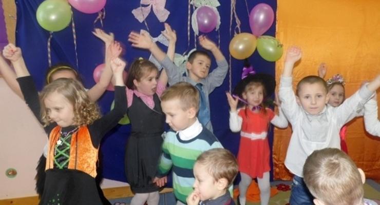 Dzieci z przedszkola w Gawłowie powitały Nowy Rok