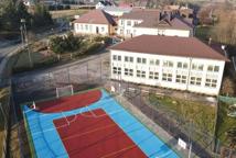 Gmina Bochnia: Wójt podpisał umowy na termomodernizację budynków szkół