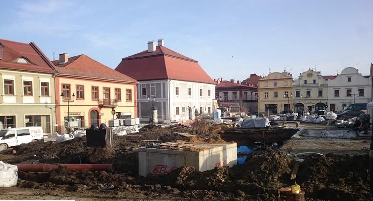 Rynek OD-NOWA - kiedy koniec prac? Kłótnie o wizualizację i projekt