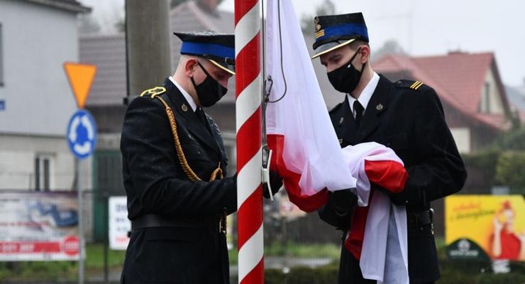 Strażacy uczcili Dzień Flagi RP