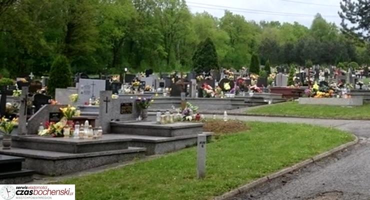 Omawiano sprawę pochówku martwych dzieci