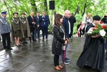 Pamięć poległym - Zaprzepaszczony arsenał