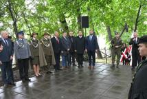 Pamięć poległym - Zaprzepaszczony arsenał