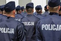 40 nowych policjantów przyjętych do służby