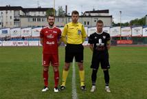 IV Liga: BKS grając w dziesiątkę pokonał Watrę