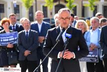 2. edycja Funduszu Polski Ład. Poseł Wiesław Krajewski wręczał czeki