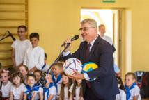 Bogucice ma nowe, wielofunkcyjne boisko
