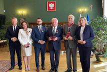 Józef Mroczek z Krzyżem Oficerskim Orderu Odrodzenia Polski