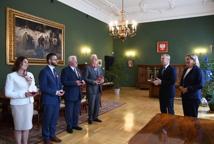 Józef Mroczek z Krzyżem Oficerskim Orderu Odrodzenia Polski