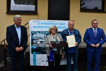 Zabytkowe pojazdy zaczarowały powiat