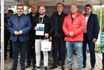 Zabytkowe pojazdy zaczarowały powiat
