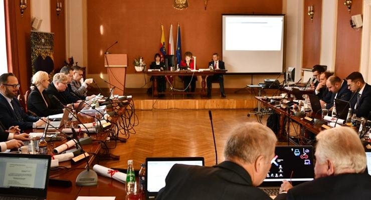 Radni przyjęli budżet powiatu bocheńskiego na 2023. Co jest w planach?