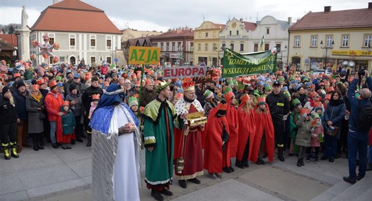 Orszak Trzech Króli przeszedł przez Bochnię! - ZDJĘCIA