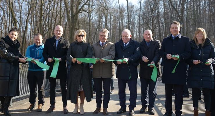 Most przy Parkowej otwarty. Parlamentarzyści i samorządowcy przecięli wstęgę
