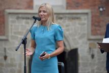 Wicewojewoda, burmistrz i posłowie. Wręczono czeki na renowację bocheńskich zabytków