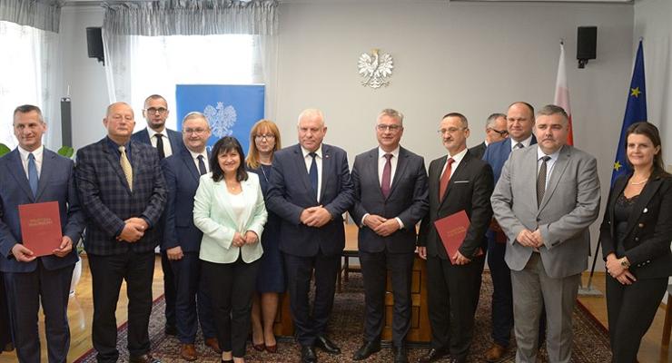 Umowa na dofinansowanie remontu ul. Kolanowskiej podpisana