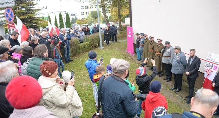 Otwarto mural Piłsudskiego - sprawdź czy to dobry pomysł