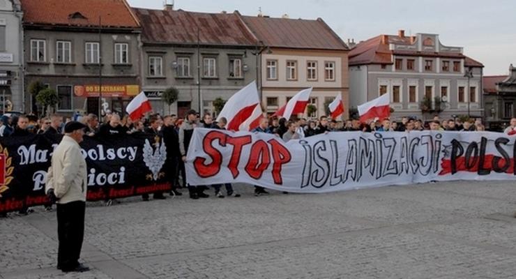 "Cała Bochnia dzisiaj krzyczy - stop imigranckiej dziczy!"