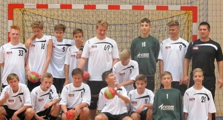  Inauguracja rozgrywek młodych piłkarzy ręcznych