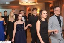 Maturzyści Zespołu Szkół Nr 1 na wielkim balu