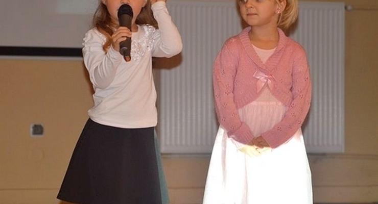 Recytowali twórczość ks. Twardowskiego