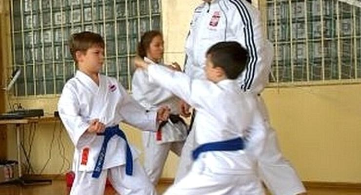 Mistrz świata w karate w „Siódemce”