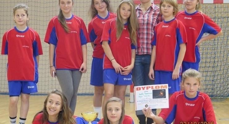 Futsal: I miejsce dla dziewcząt z Nowego Wiśnicza