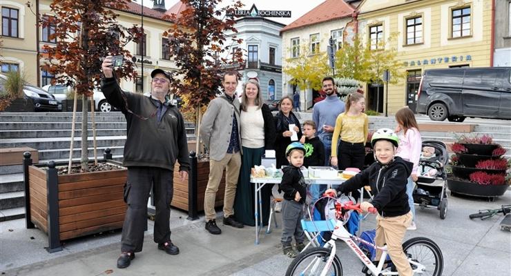 W Bochni o edukacji domowej – jak to działa? Dlaczego szkoła państwowa kuleje?