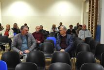 Palny, inwestycje, samochodowe wraki – co się dzieje na Niepodległości?