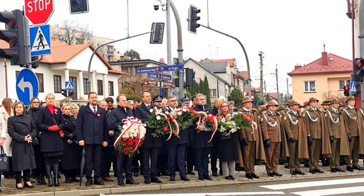 Wyrzućmy unijne flagi do kosza – 107.rocznica odzyskania niepodległości