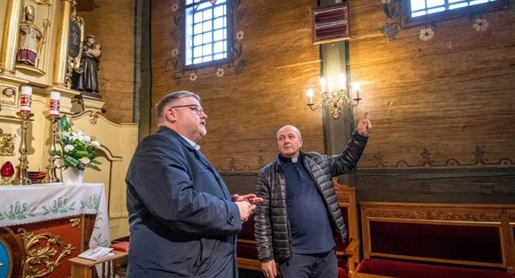 Kolejne zabytki powiatu bocheńskiego odzyskały dawny blask