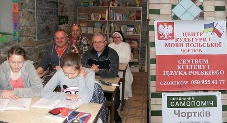 Z darami do Czortkowa