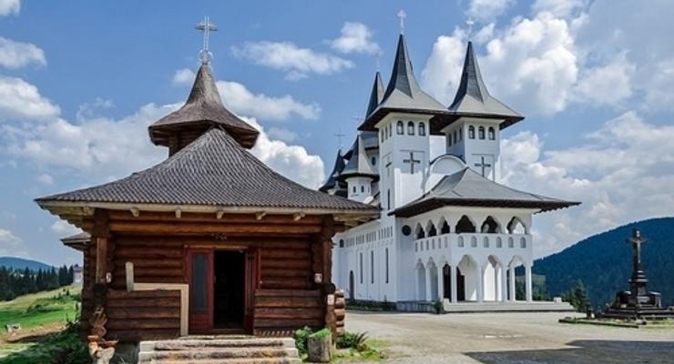 Z PTTK przez Maramuresz i Bukowinę