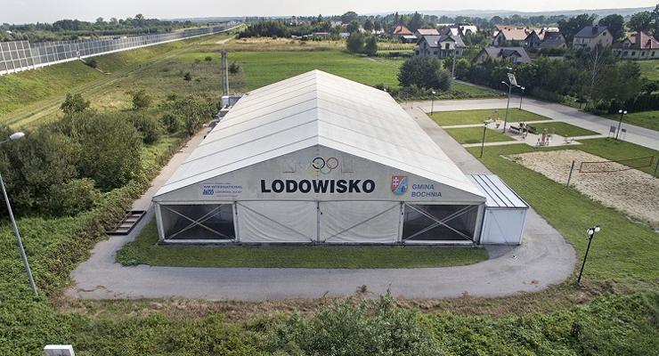 Proszówki: żłobek w miejsce lodowiska