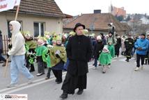 Święto Trzech króli - podjechali królewskimi kabrioletami