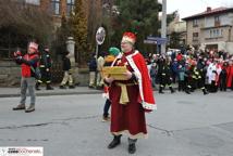 Święto Trzech króli - podjechali królewskimi kabrioletami