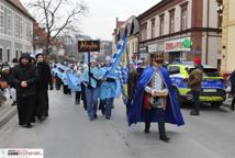 Święto Trzech króli - podjechali królewskimi kabrioletami