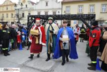 Święto Trzech króli - podjechali królewskimi kabrioletami