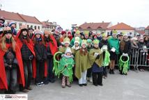 Święto Trzech króli - podjechali królewskimi kabrioletami