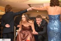 Studniówki rozpoczęte - jak się bawili pierwsi tegoroczni maturzyści?