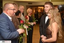 Studniówki rozpoczęte - jak się bawili pierwsi tegoroczni maturzyści?